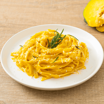 Herbstliche Fettuccine mit Butternut-Kürbis-Soße