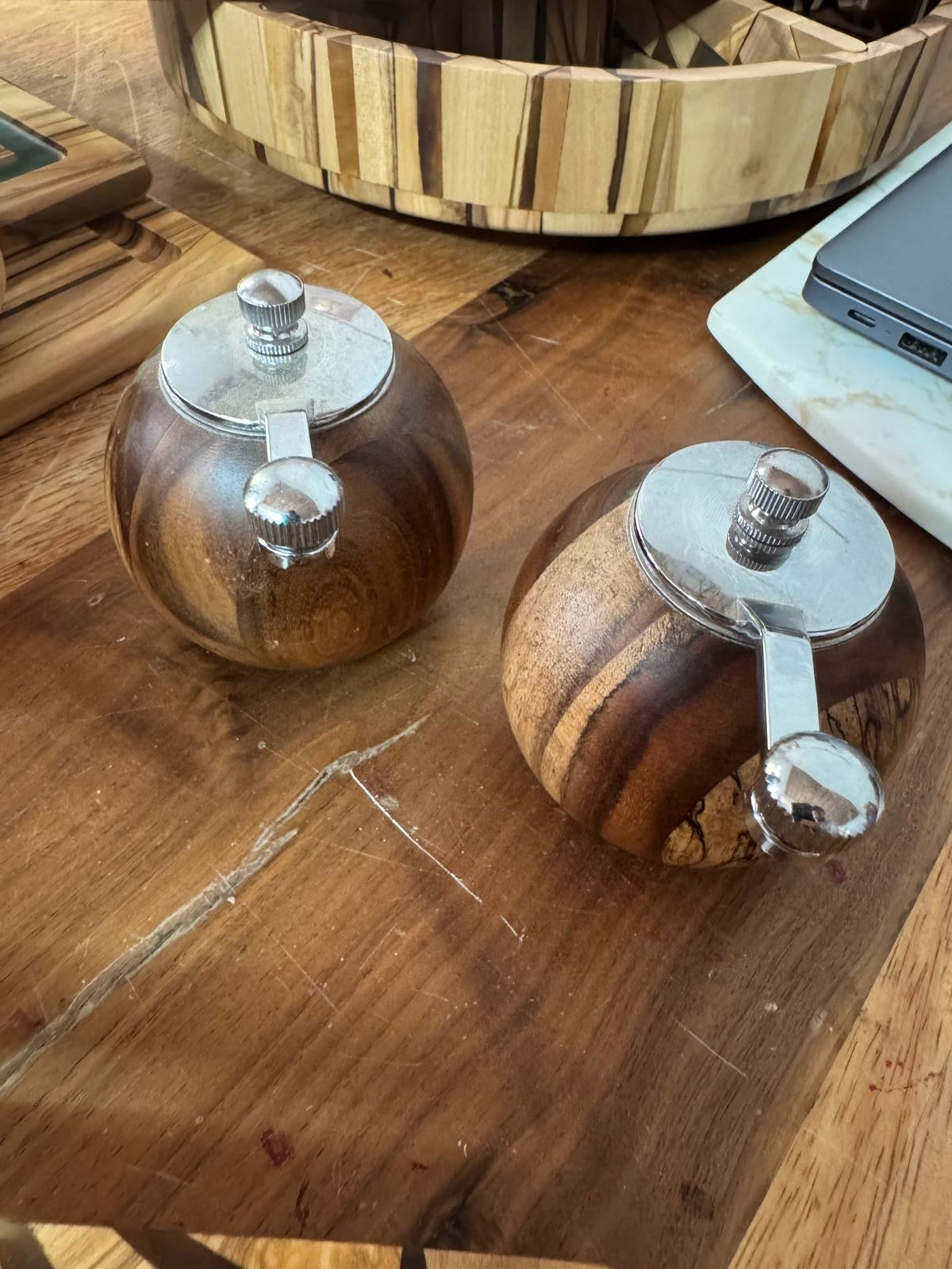 Runde Salz Mühle aus Holz