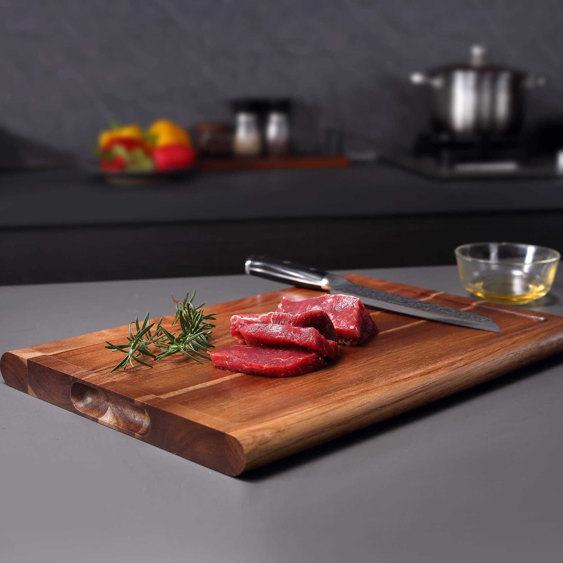 Vorteils-Set: Doppelseitiges großes Schneidebrett + Runde Salz & Pfeffer Mühle