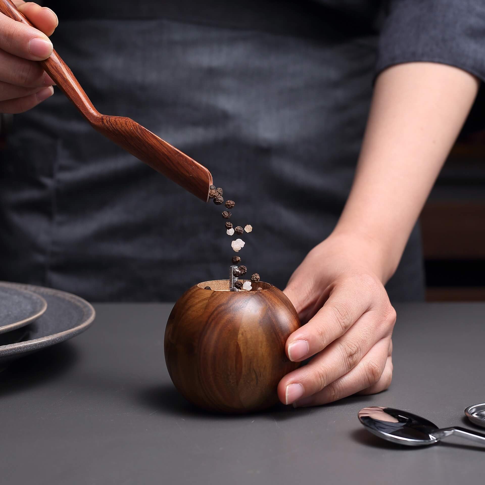 Runde Salz & Pfeffer Mühle - 2er Set