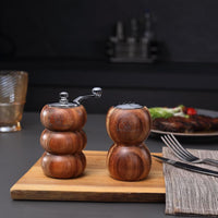 Salzstreuer & Pfeffermühle – 2er Set aus Akazienholz / VIP