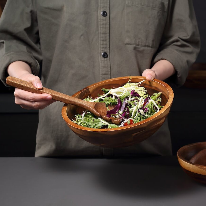 Salatschüssel Set aus Akazienholz – 3 Schüsseln inkl. Salatbesteck